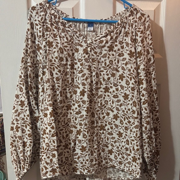 Old Navy Tops - Old Navy Floral Print Blouse in Brown and Cream Size Medium